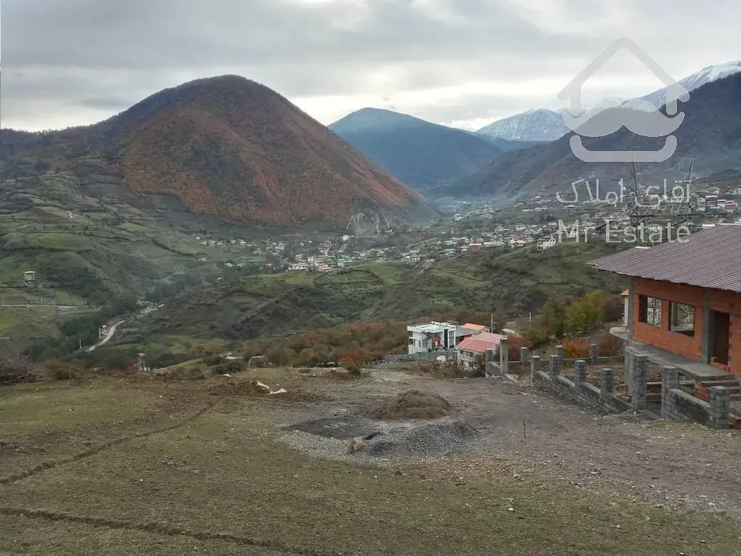 زمین فروشی با چشم اندازی عالی دارای آب برق گاز منطقه نمونه گردشگری منطقه لاویج