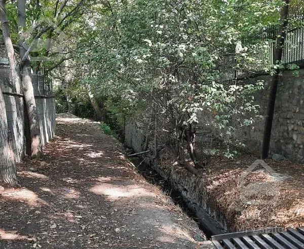 ۲۱۰۰متر باغ ویلا