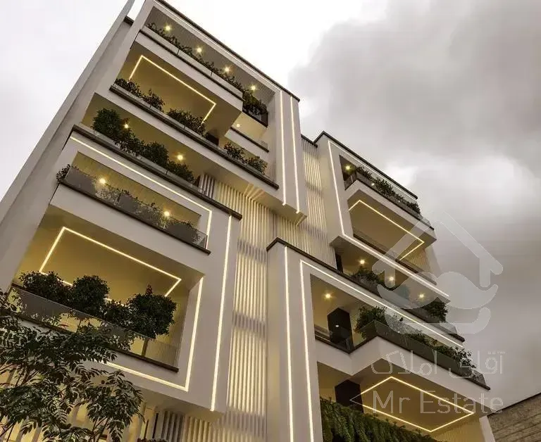 175مترسه خواب/دو پارکینگ/روبه نما/نوساز/کف فی