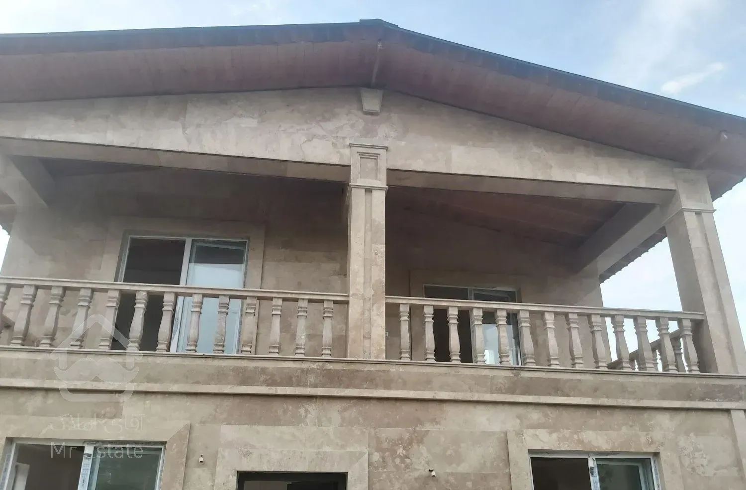 فروش ویلا در تنکابن،۲۰۷ متر زمین ۱۴۵ متر بنا