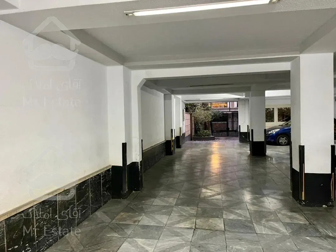 اجاره و رهن آپارتمان محمودیه 135  متر شیک