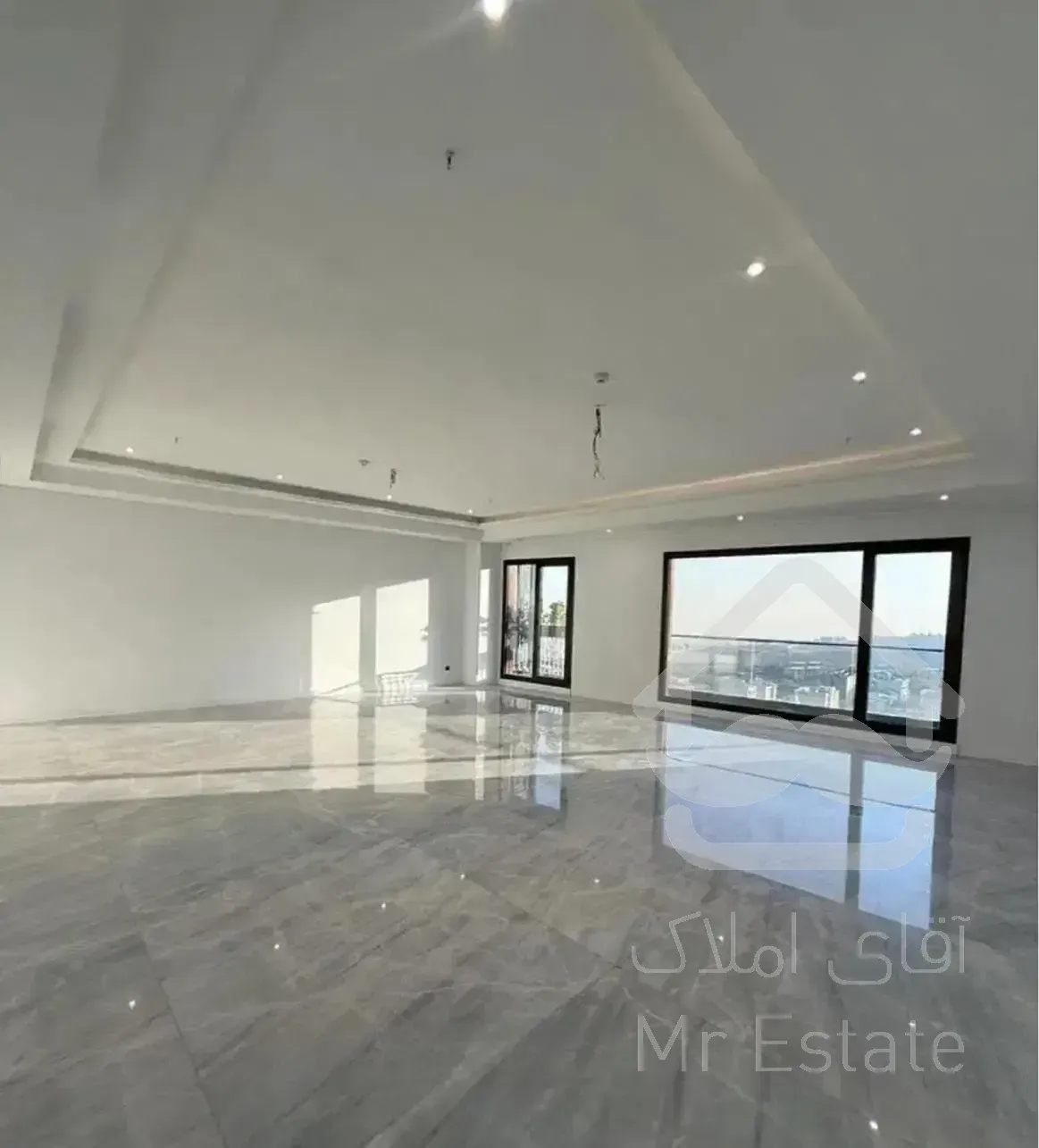 ۱۰۱متر / تاپ لوکیشن / بدون مشابه در منطقه