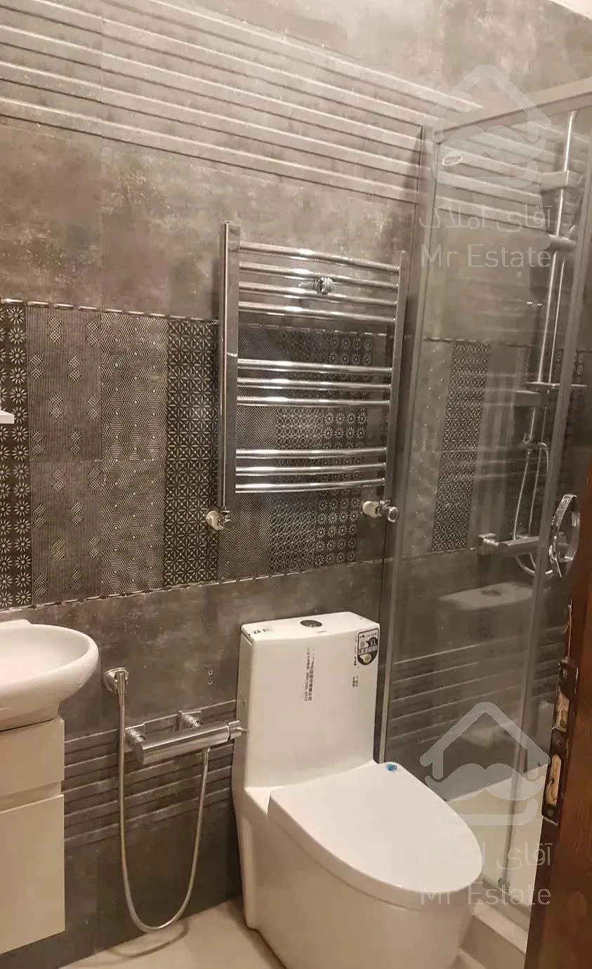 آپارتمان145متر2پارکینگ3ساله