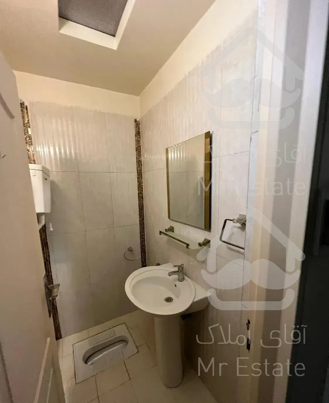 اپارتمان  ۶۱ متر فول امکانات