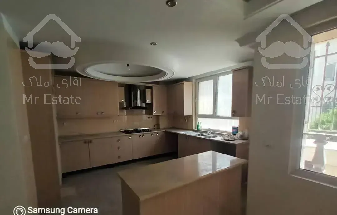 120متر دو خواب /دوکله نور/تاپ لوکیشن/سازمان