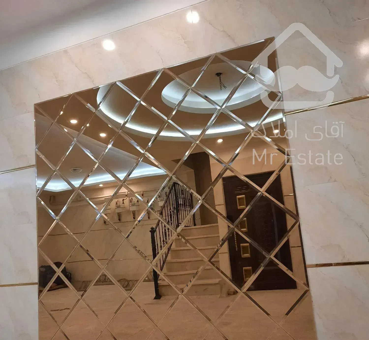 ۱۳۰ متر تک واحدی پنت هوس ، ۳۵ متر تراس