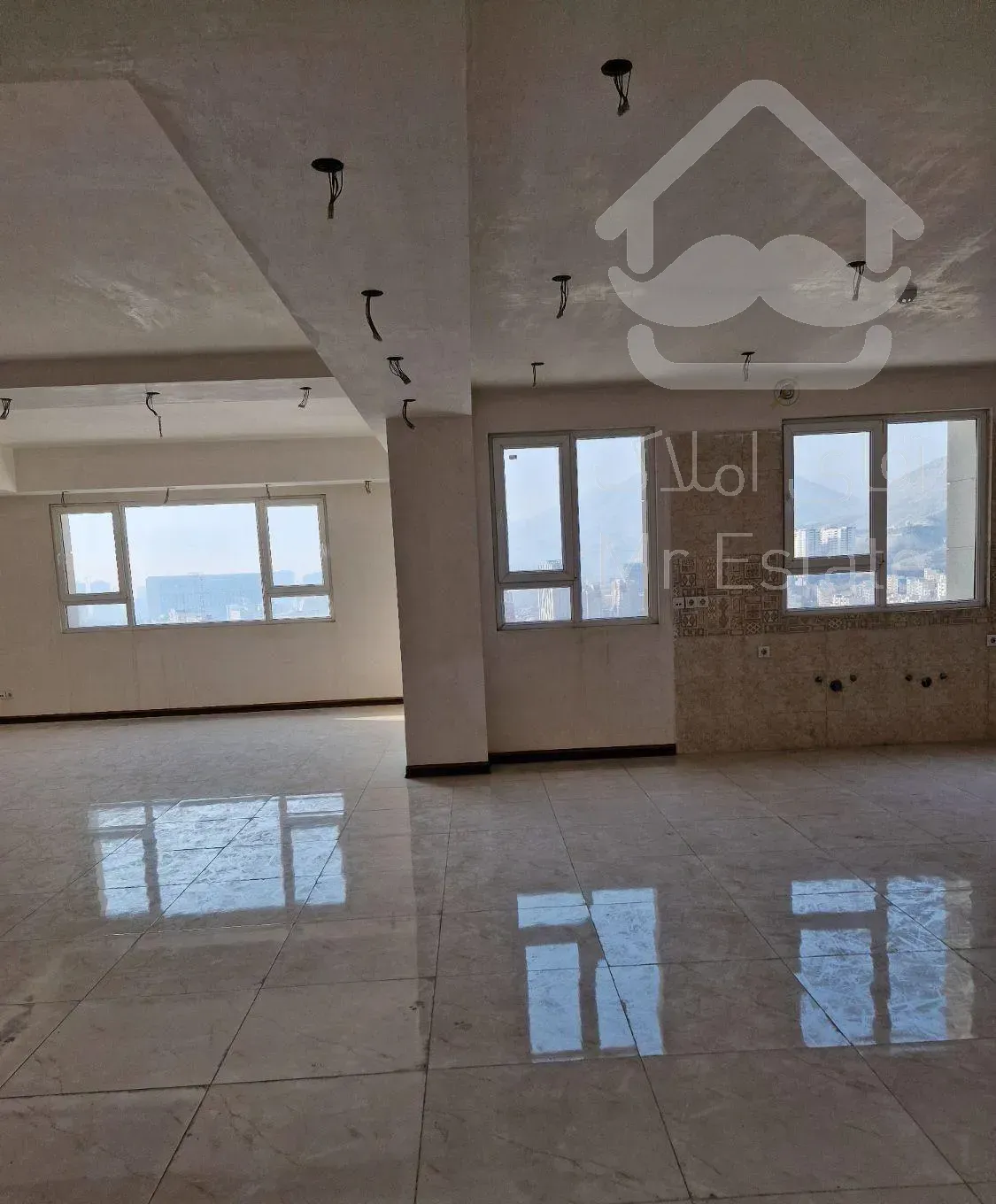 آپارتمان ۱۰۰متر ،الهیه غرب شمالی ،اردستانی،همدانی