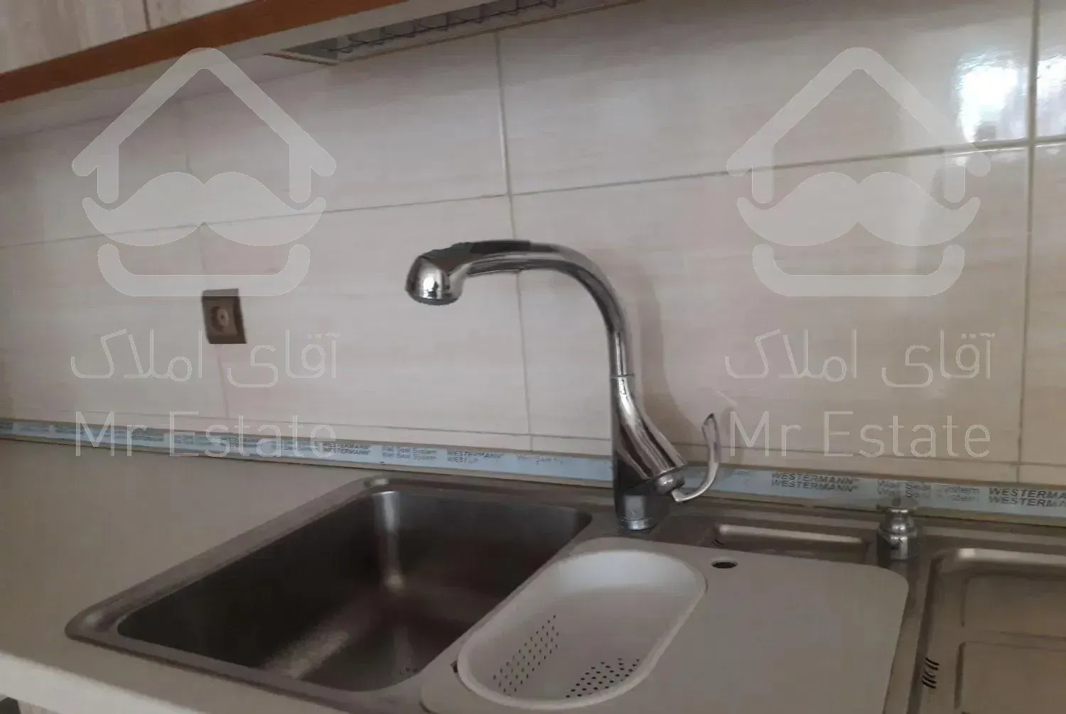 ۱۰۶مترشیخ بهایی انصاری ازاد