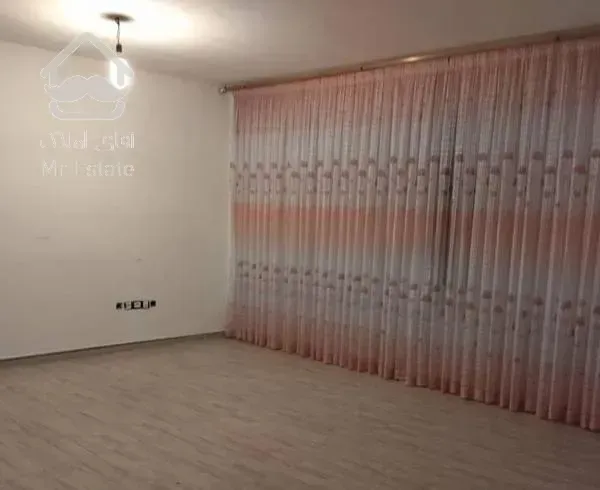 خانه دربستی در بومهن ۹۰ متر