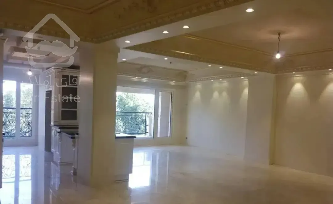 ۸۰متر/فول امکانات/دیزاین لوکس/رو به آفتاب/پونک