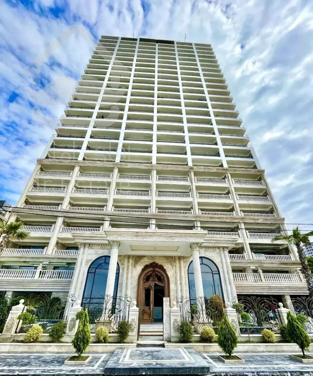 پلاک اول دریا زیر ده میلیاردو۳۰۰-۱۳۸متری‌نوساز‌