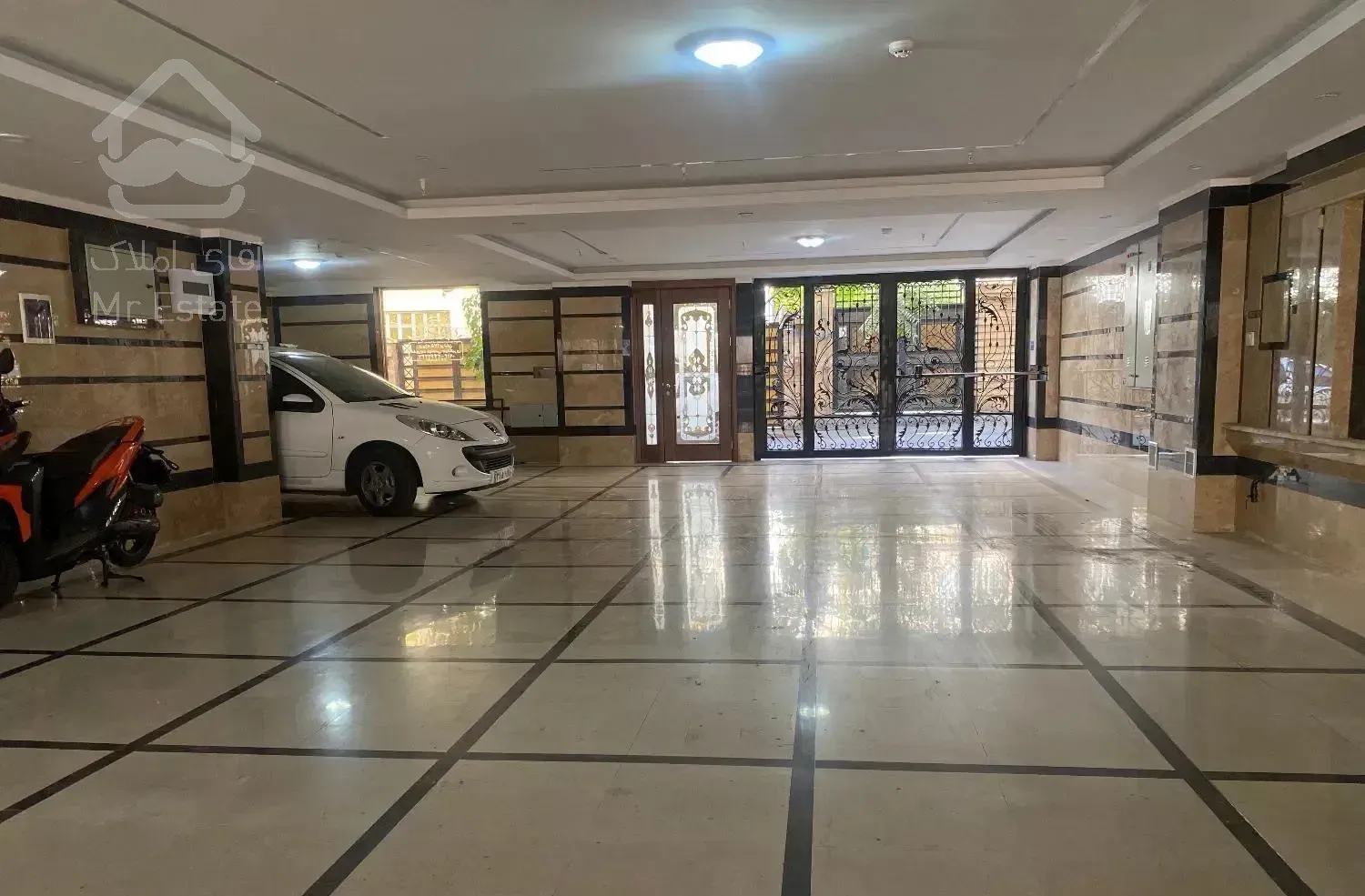 ۱۴۳ متر / سه خواب / تهران ویلا