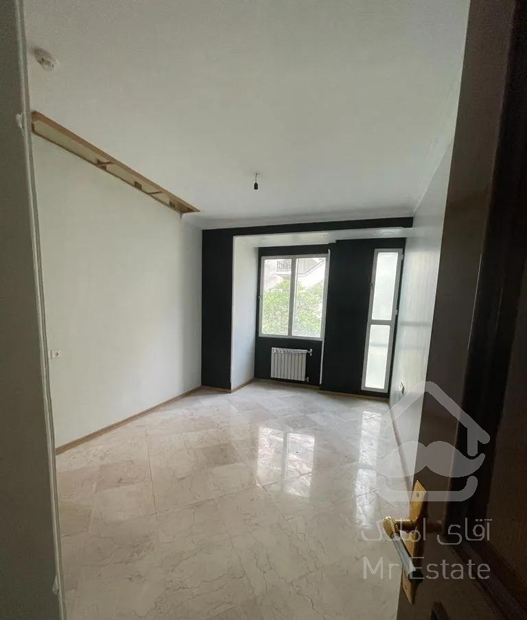 قلهک / ۱۲۰ متر / ۳ خواب