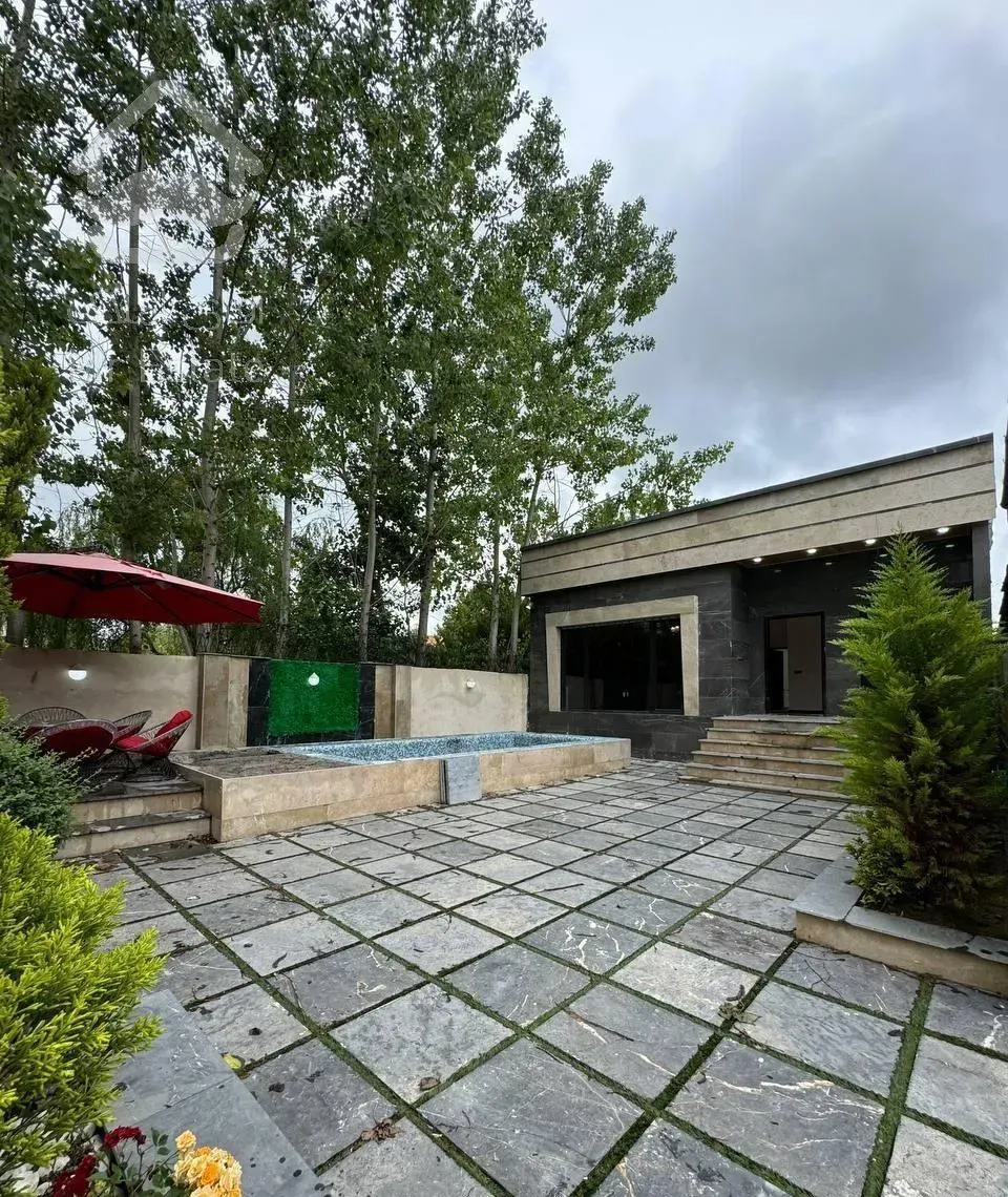 ویلا باغ استخردار 300 متری شهرکی سندتک‌برگ