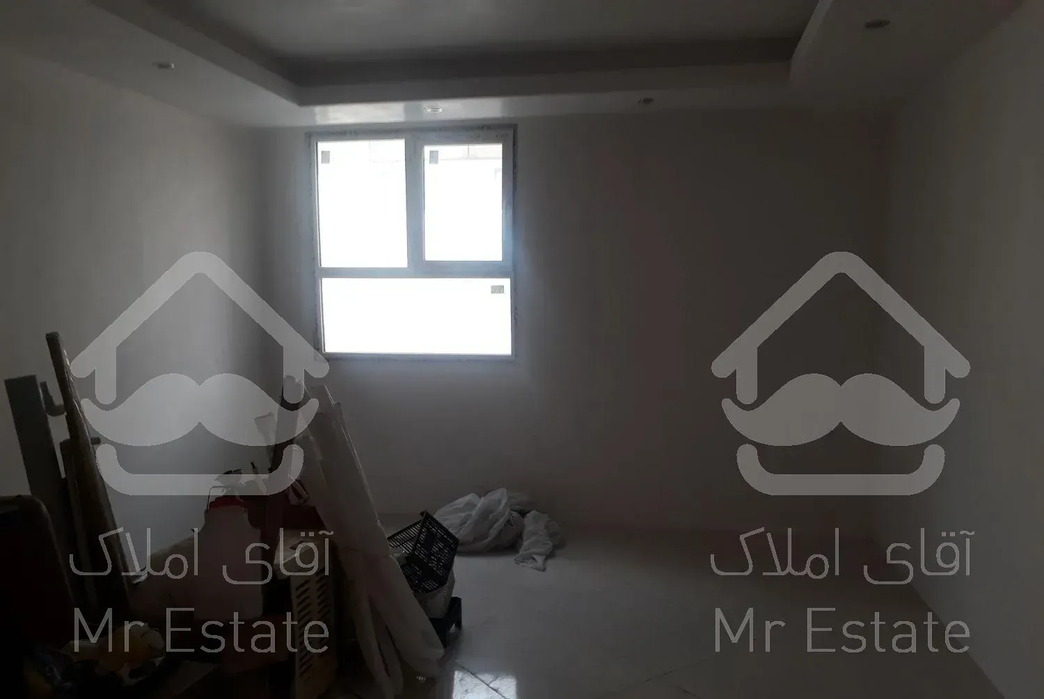 ۸۸متر/ط دوم نوساز   چهارراه نبوت روبروی  مهستان