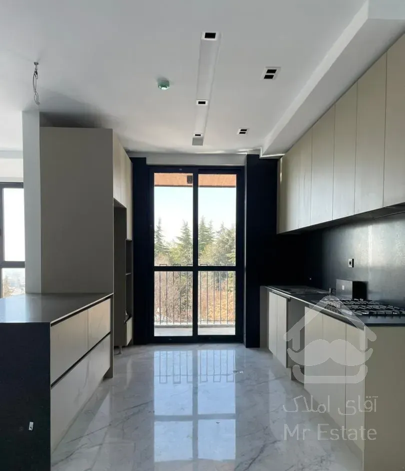 ۱۳۰ متری آجودانیه تاپ لوکیشن مدرن مینیمال