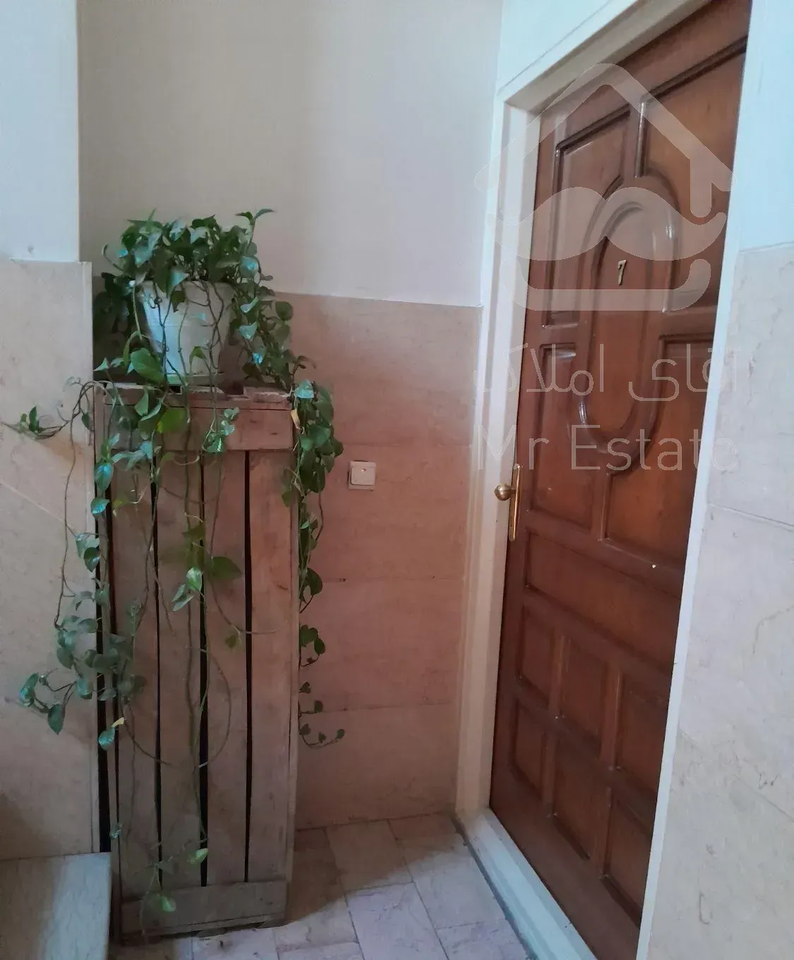 شریعتی پلیس۵۸ متری پارکینگ و انباری سندی