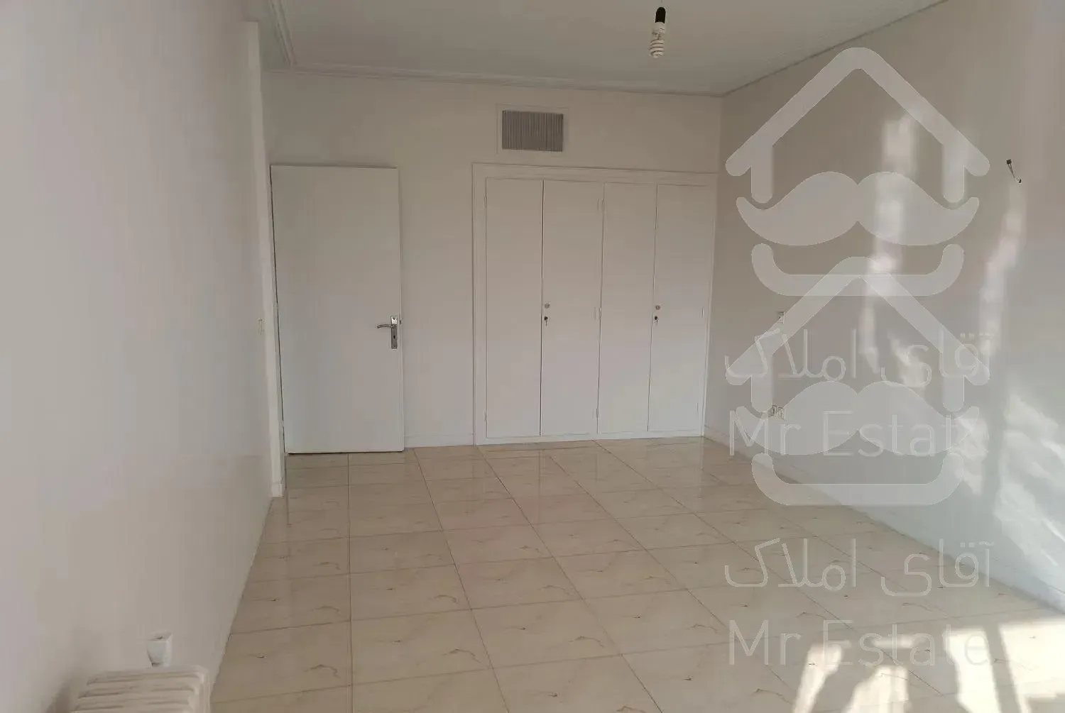 175  متر  دو  خوابه  سنایی  میرزای شیرازی