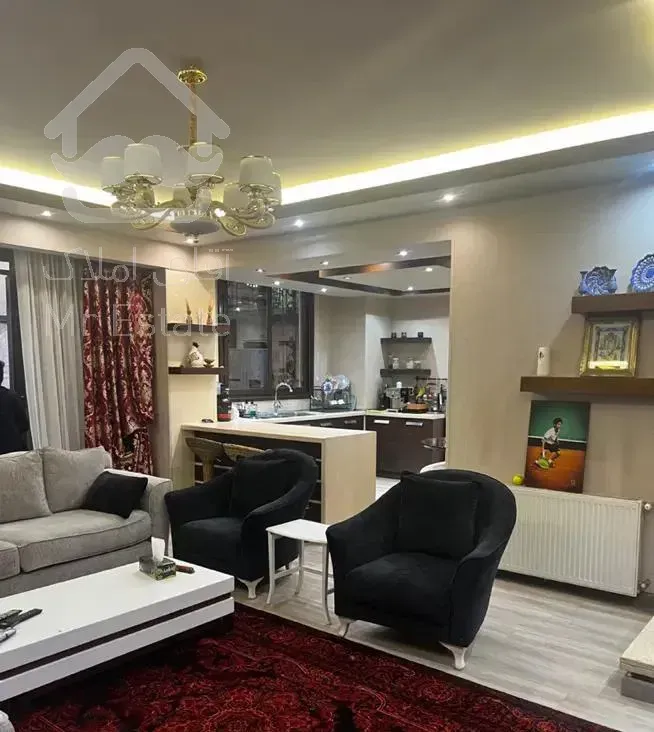 آپارتمان۱۰۱متری/۱۳۰ مترحیاط اختصاصی پلاک دوم مشتاق