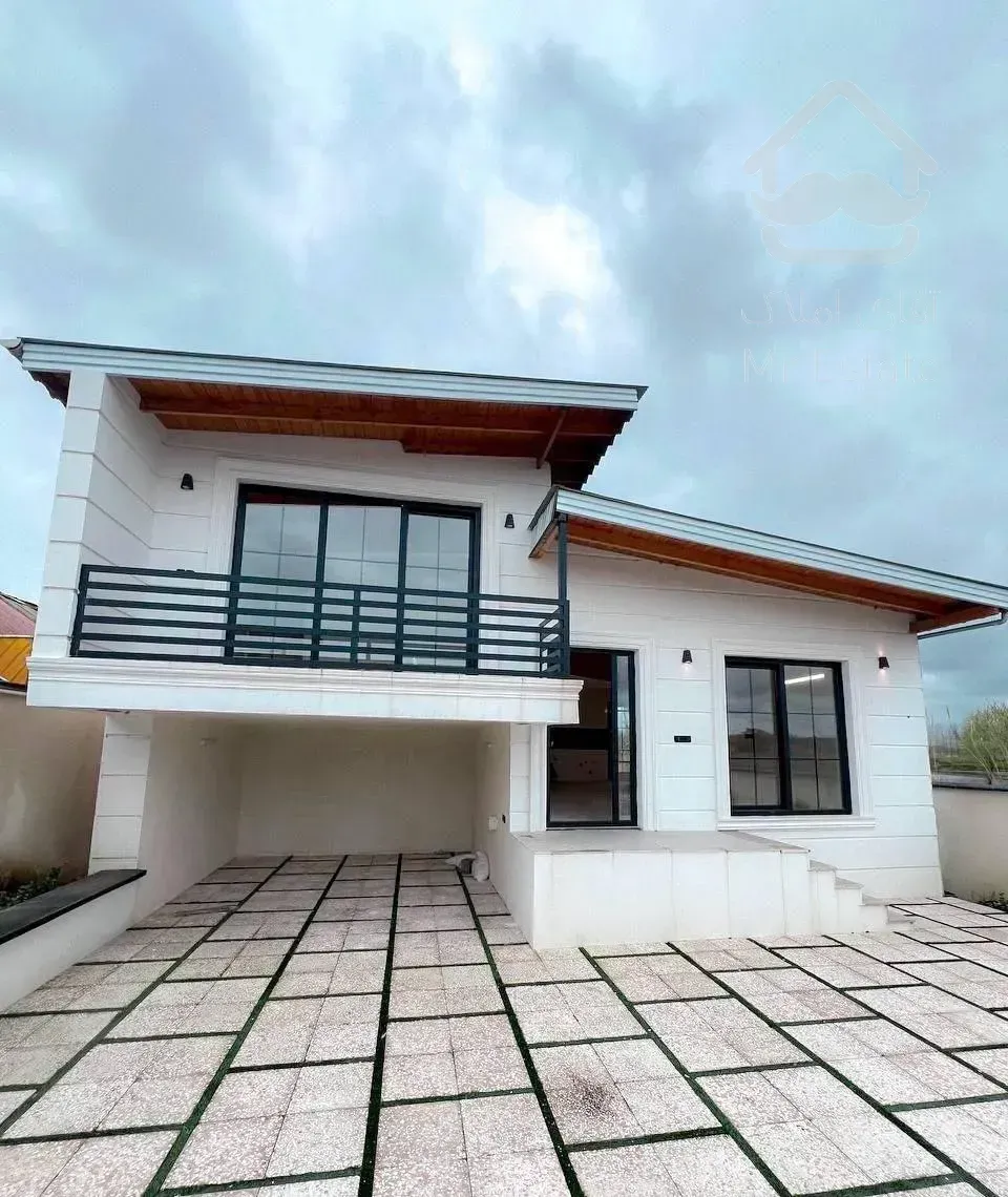 ویلای نوساز با ویوی بکر، فقط ۵ دقیقه تا دریا