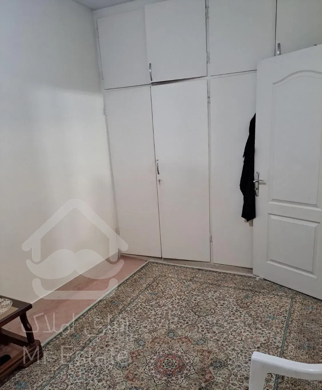 ۹۳متر خ حسین علی بابایی با پارکینگ