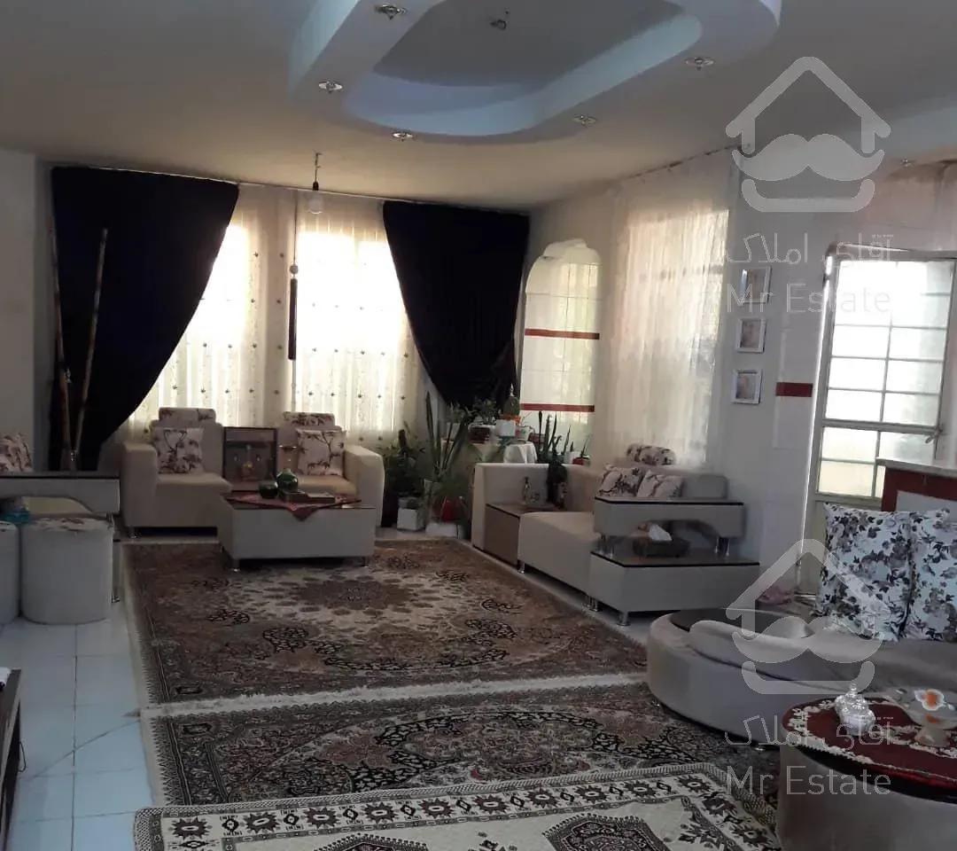 یک طبقه فروش از ۳ طبقه ویلایی