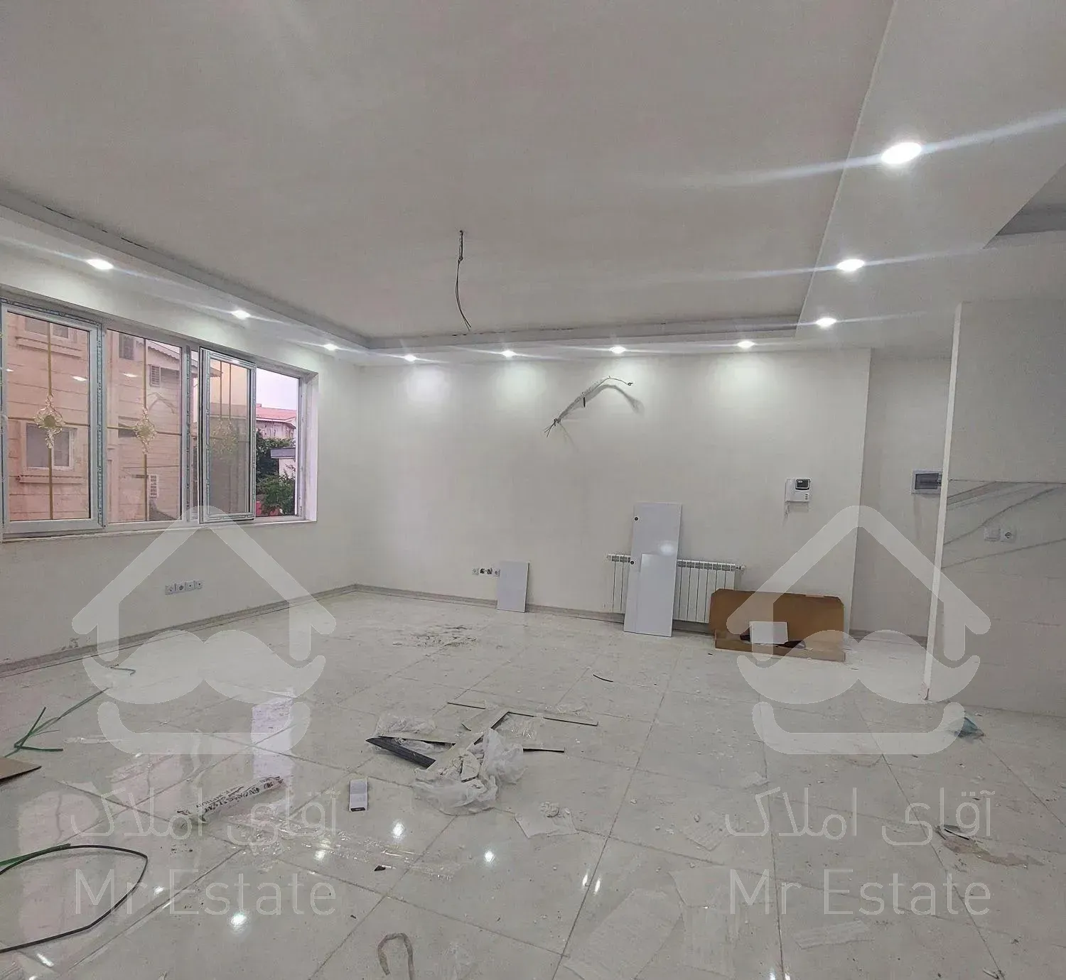 آپارتمان //۹۶// متری  آسانسور دار    هوشمند