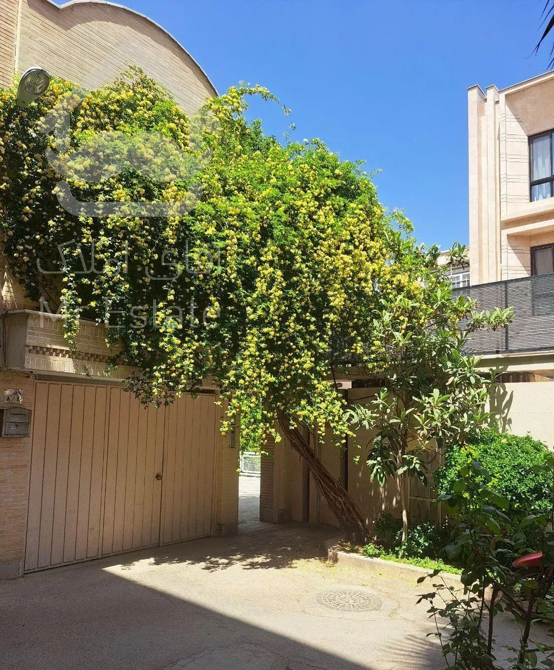 ۱۳۸متر تکواحد خوش قیمت خوش نقشه خ.ارباب.سپهسالار