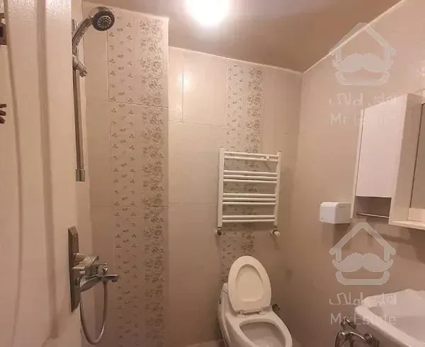 ۱۰۵متر خوش نقشه رو به آفتاب/ کم واحد /اشرفی