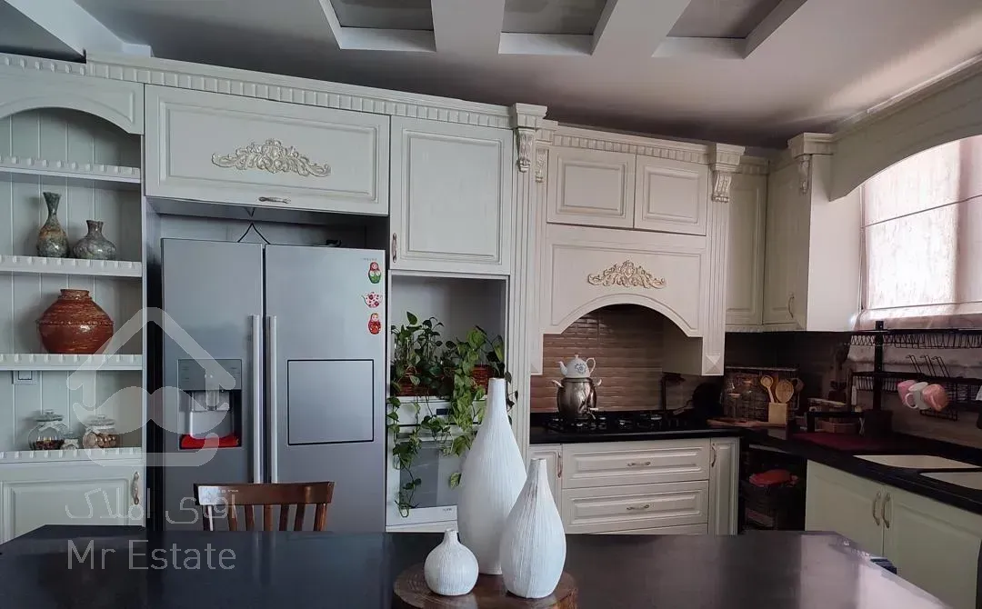 ۱۰۹ متر ۱۰ساله تمیز آفتابگیر(فروشنده واقعی )