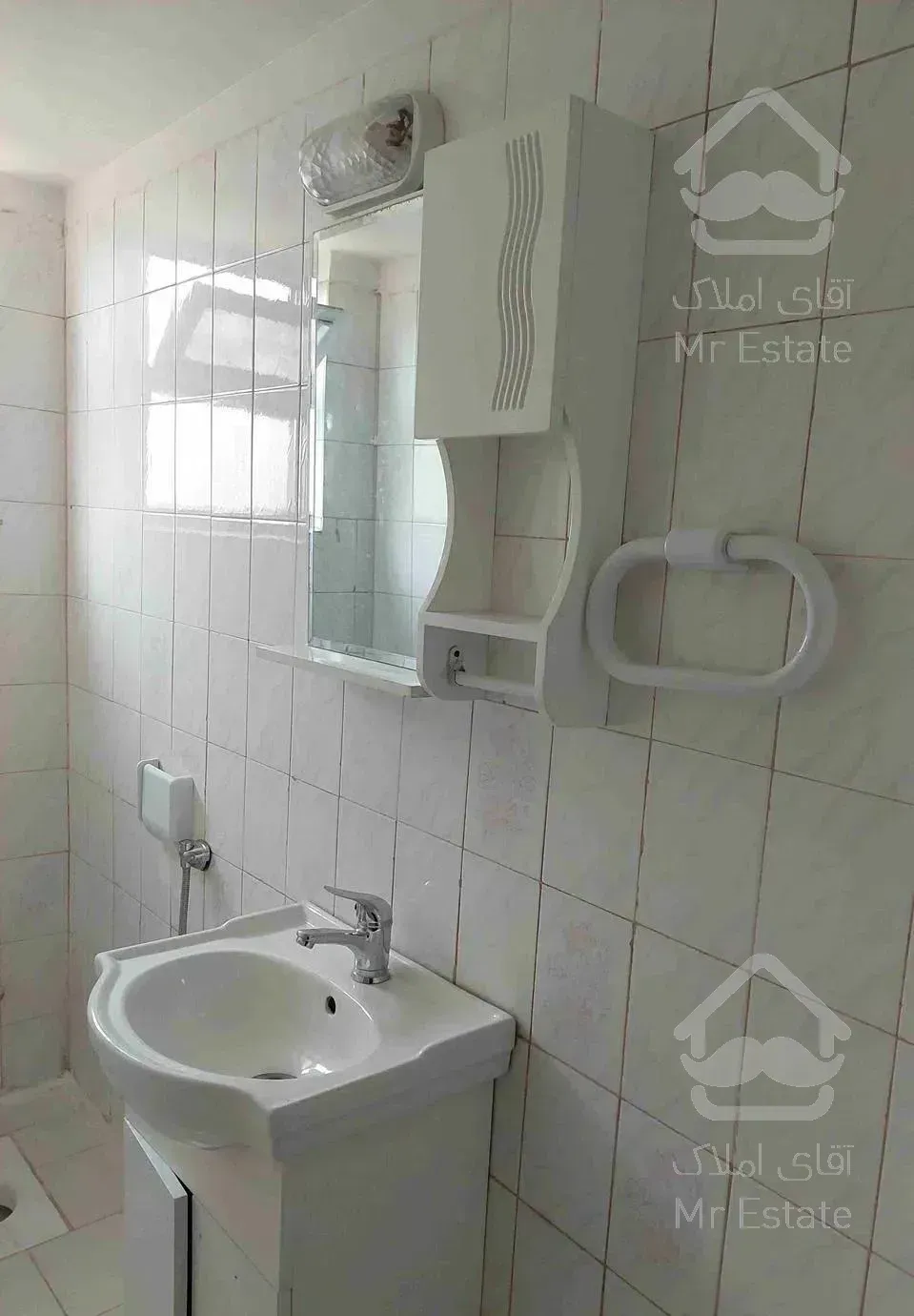 ۴۸ مترآپارتمان تکواحد میدان بروجردی