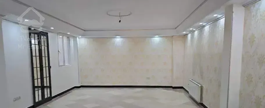 87 متر حوالی فلکه دوم صادقیه و مترو