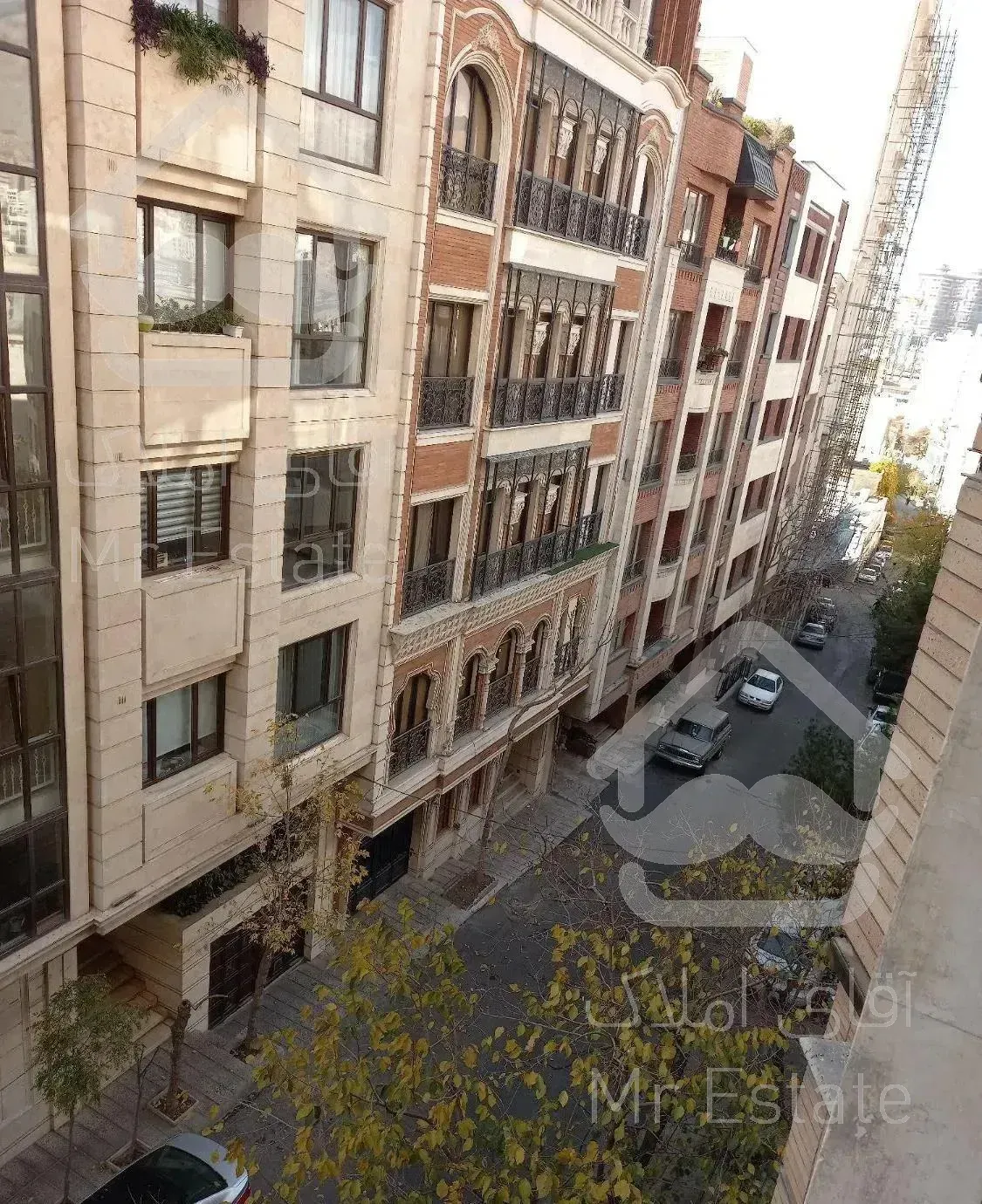 شریعتی مترو تجریش۱۴۱ متر۳خوابه خوش نور