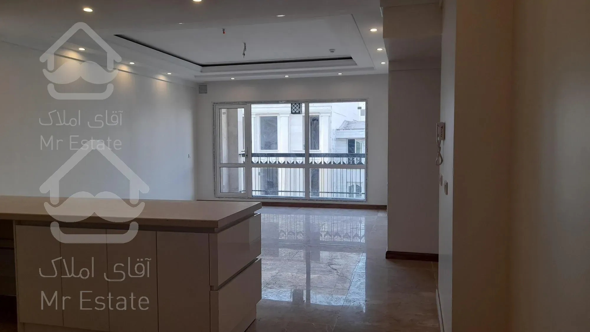 خرید آپارتمان دو خوابه صادقیه (سازمان برنامه شمالی )