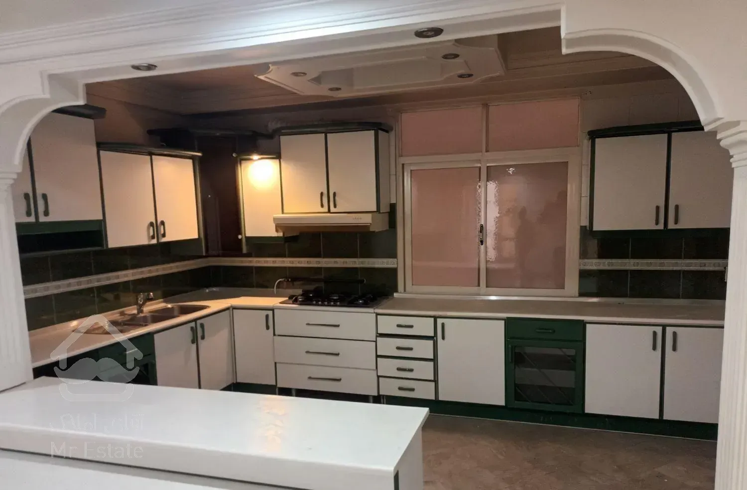 ۱۰۰ متر سالن خور،فول،غربی های تهرانپارس