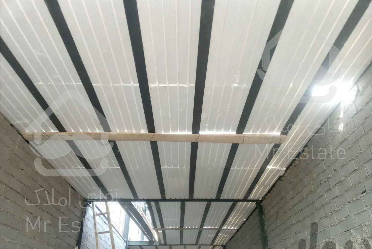 آرماتوربند و پیمانکار سازه فلزی و بتنی و استخر