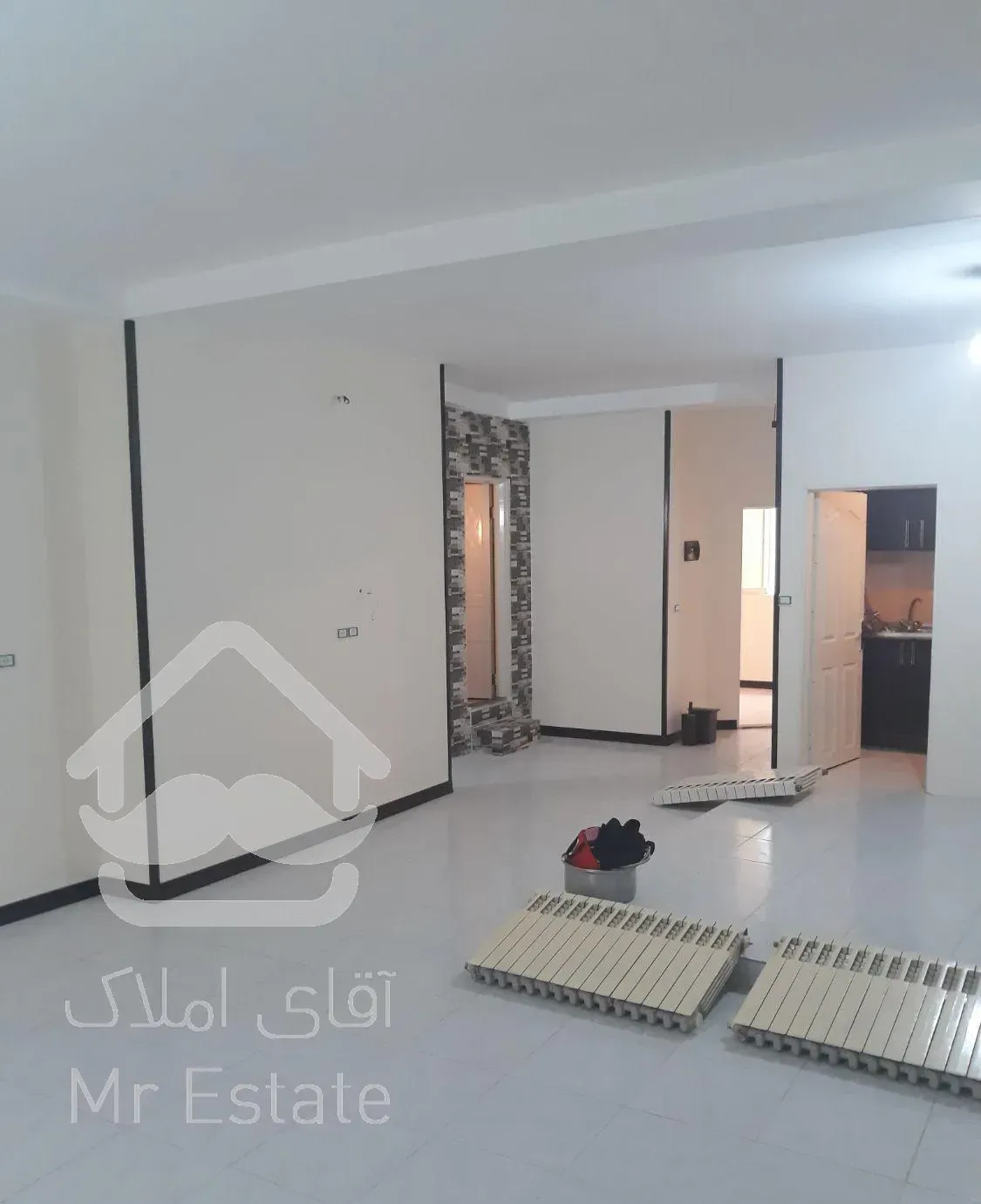 اپارتمان ۹۰متر میباشد