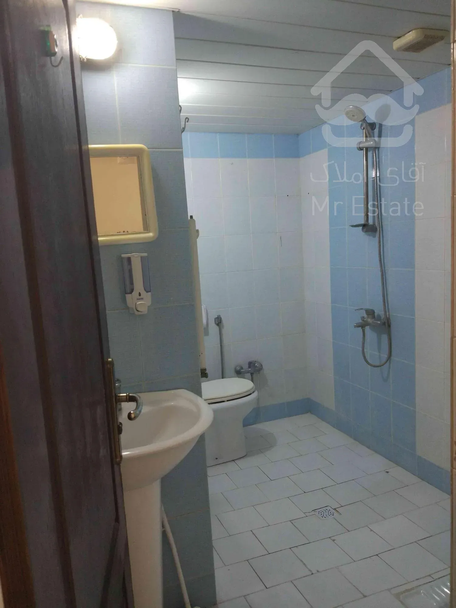 رهن آپارتمان خیابان گلستان