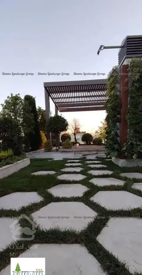 درکه ۲۰۰متر با ۱۰۰متر تراس گاردن یک واحد ممتاز