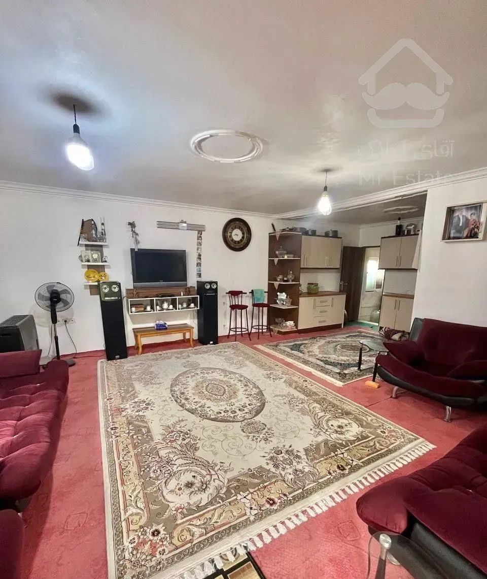 260مترویلاباغ حیاط دار/مدارک کامل/انشعابات نصب