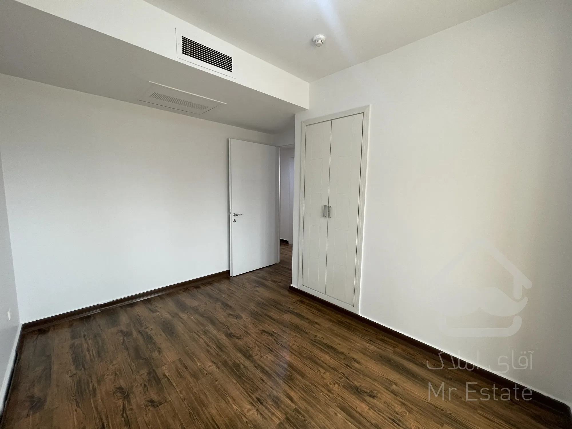 ۱۲۵ متر ۳ خواب برج مجلل عرفان