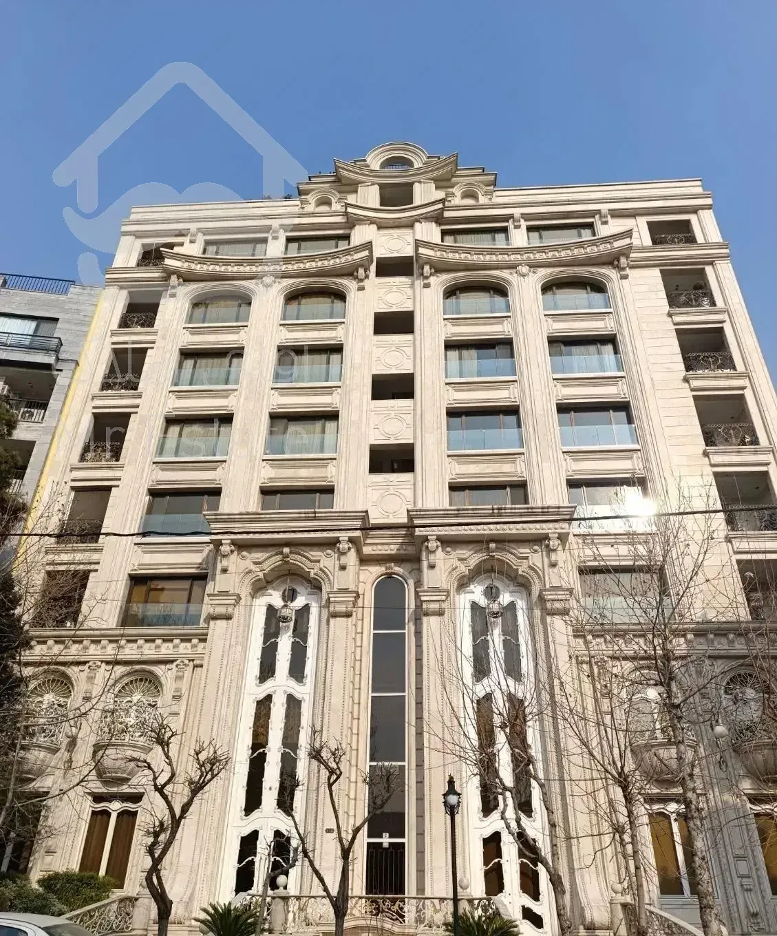 200متر برج باغ سپند