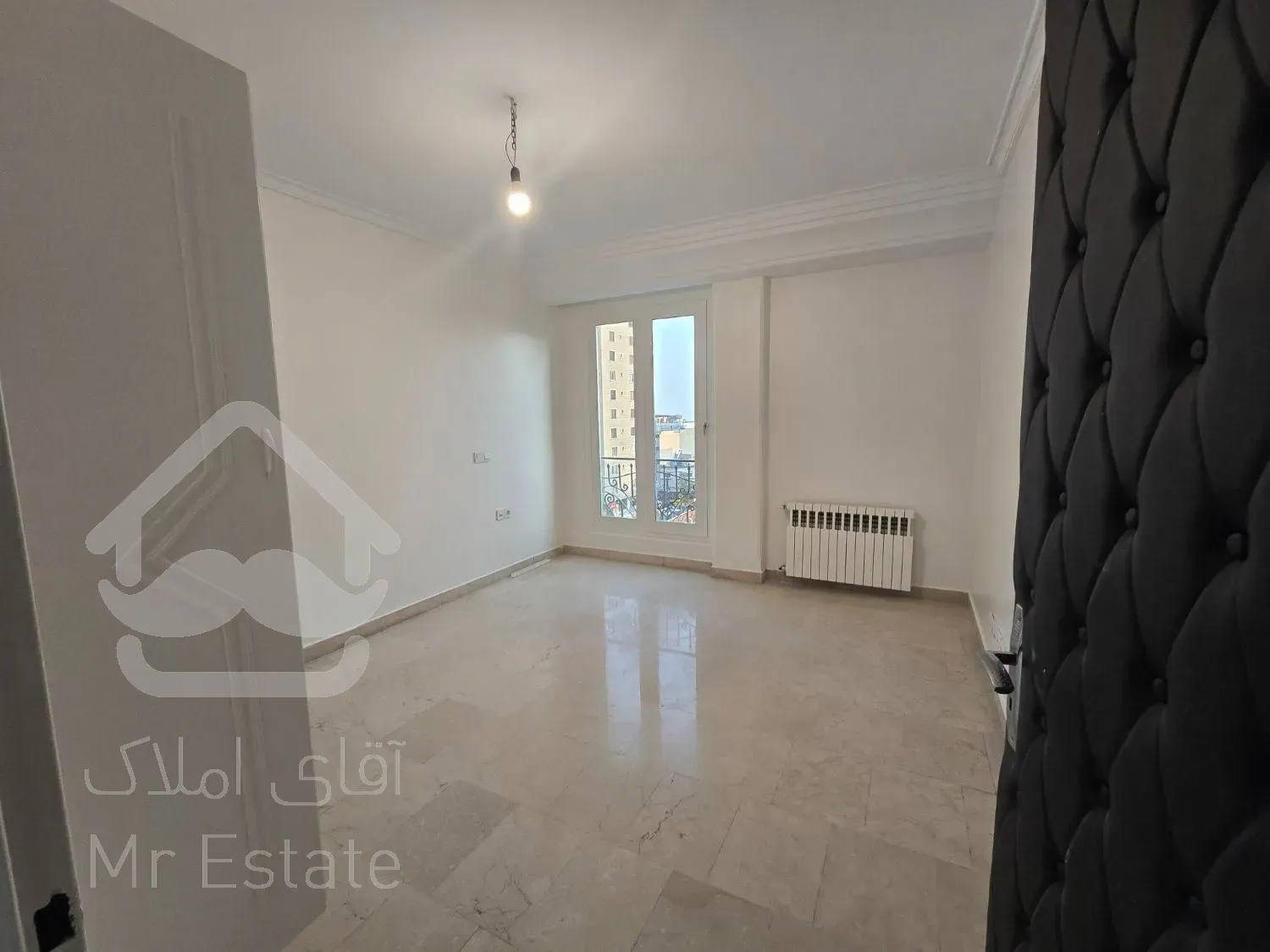 100متر بلوار شهرداری*تکواحدی*تابلوخور* فول امکانات