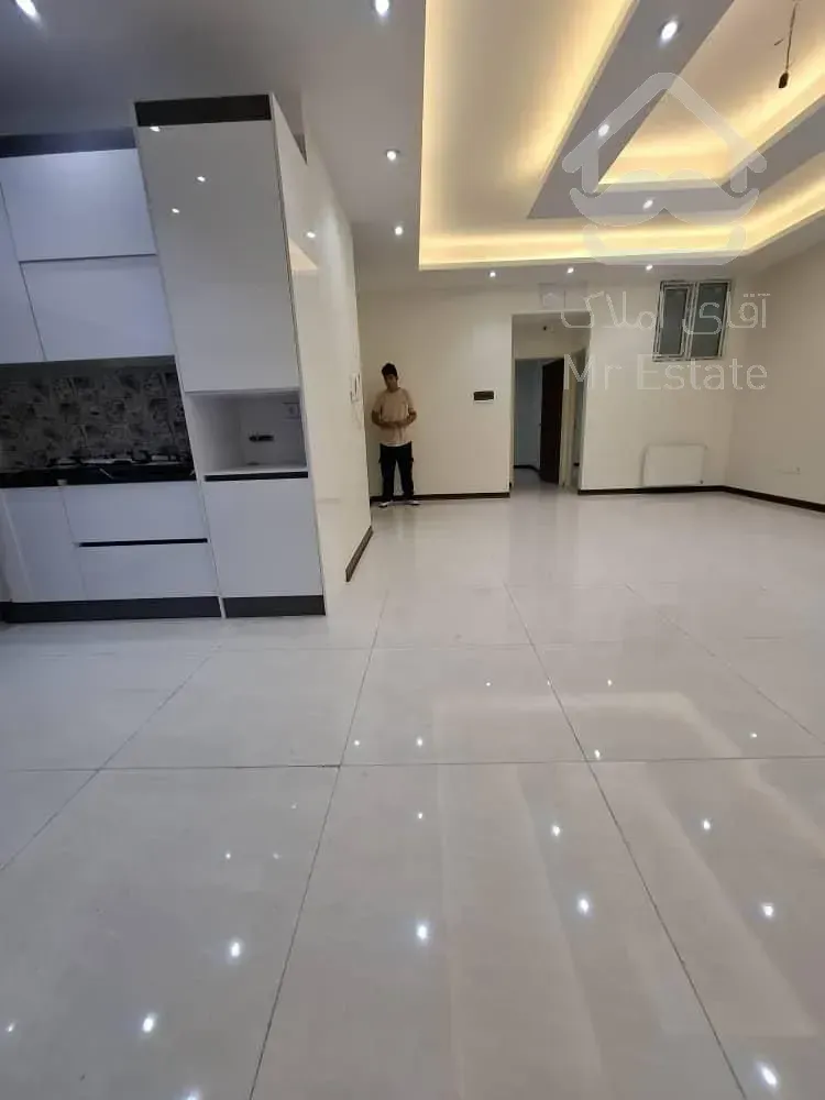 فروش فوری آپارتمان ۱۰۰متری کلید نخورده