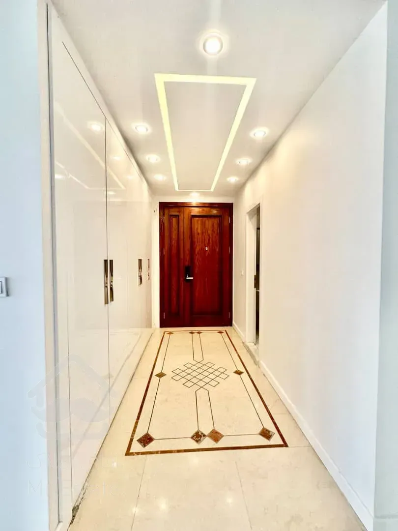 فروش اپارتمان 242 متری زعفرانیه