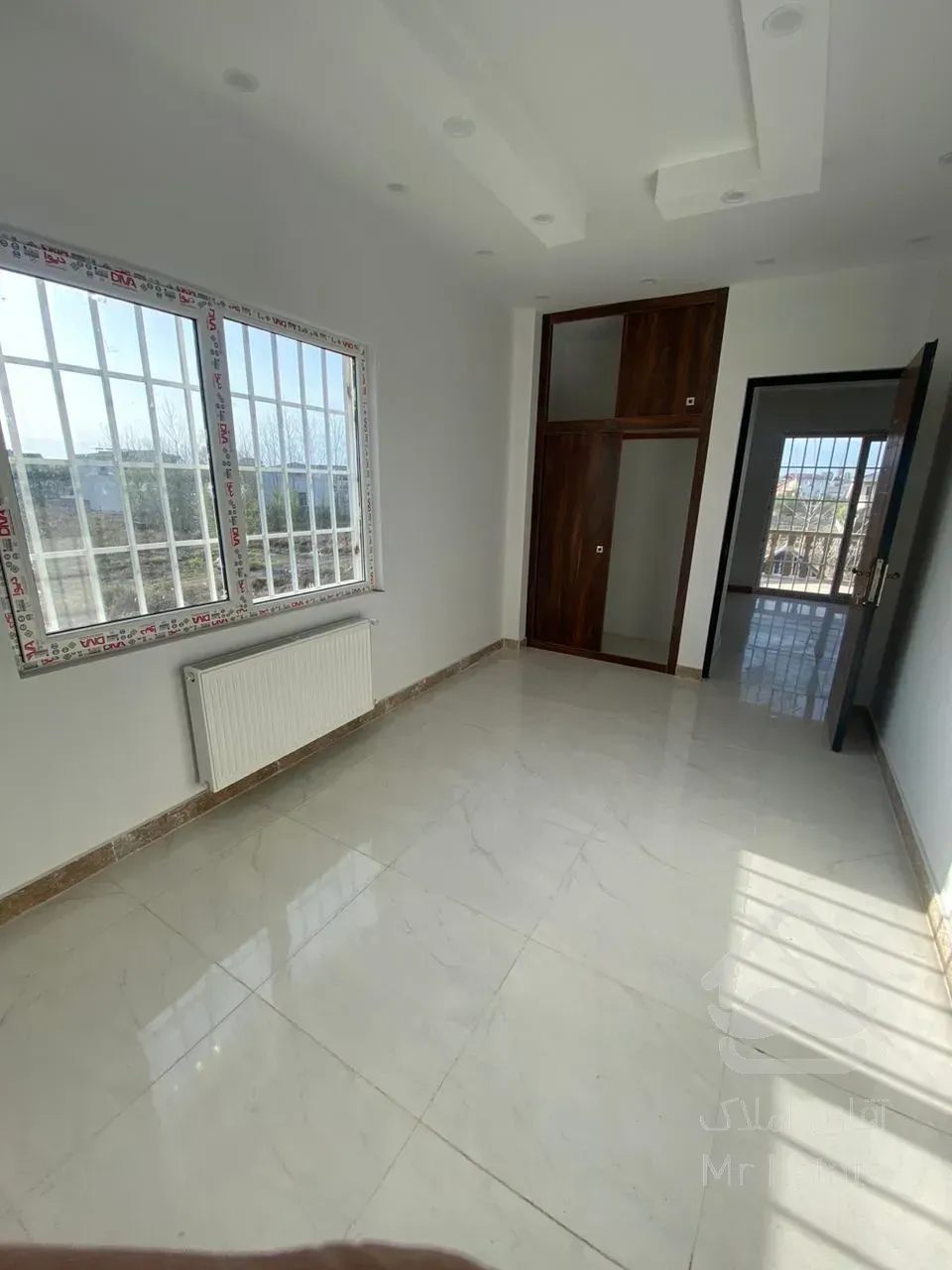 تهاتر ویلا ۳۰۰ متری شهرکی استخردار عباس آباد مازندران