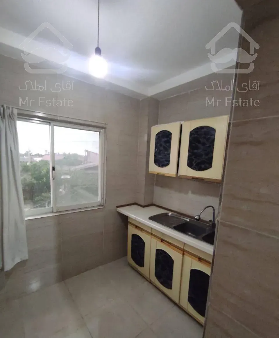 اجاره خانه ۱۳۰ متری طبقه اول در چالوس