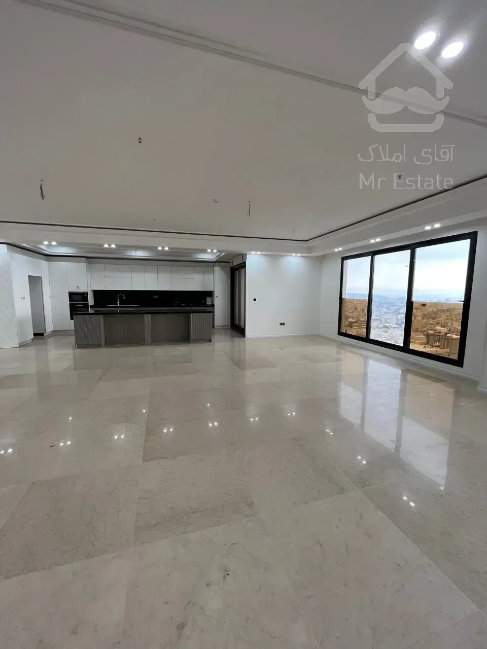 فروش واحد 210 متری رونیکا پالاس قیطریه