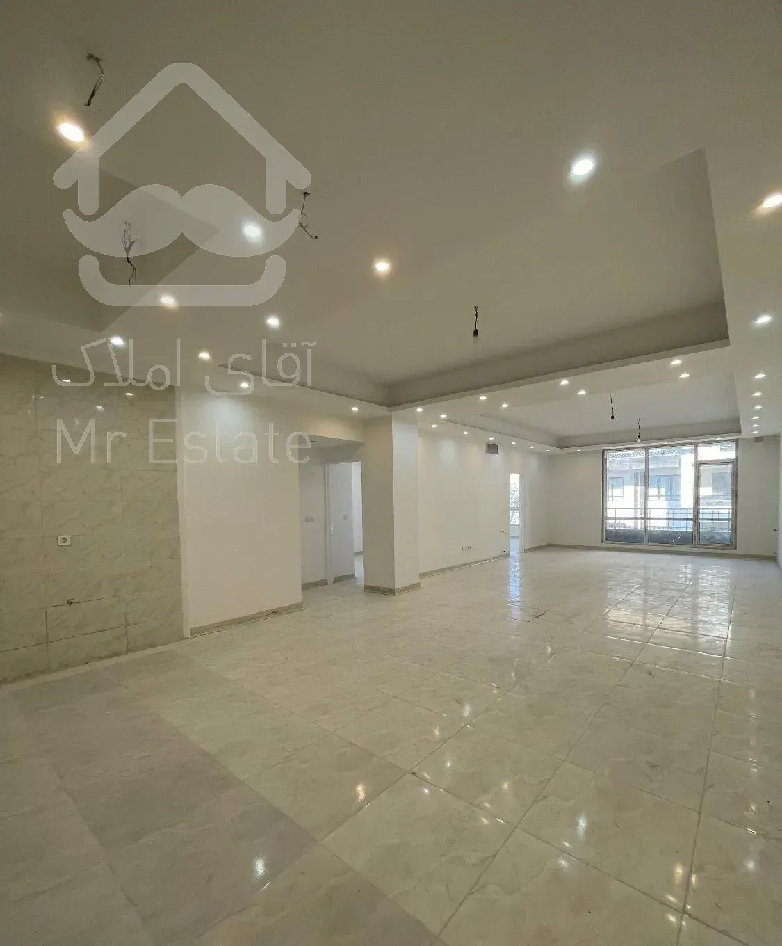 ۱۷۰متر * سندی ساز * روبه نما *پارکینگ مجزا * نوساز