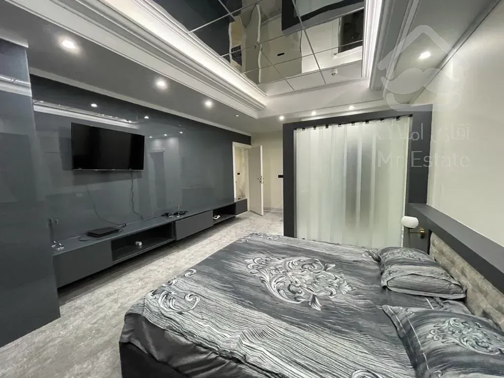 فروش اپارتمان 260 متری زعفرانیه